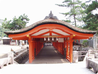 神社出口